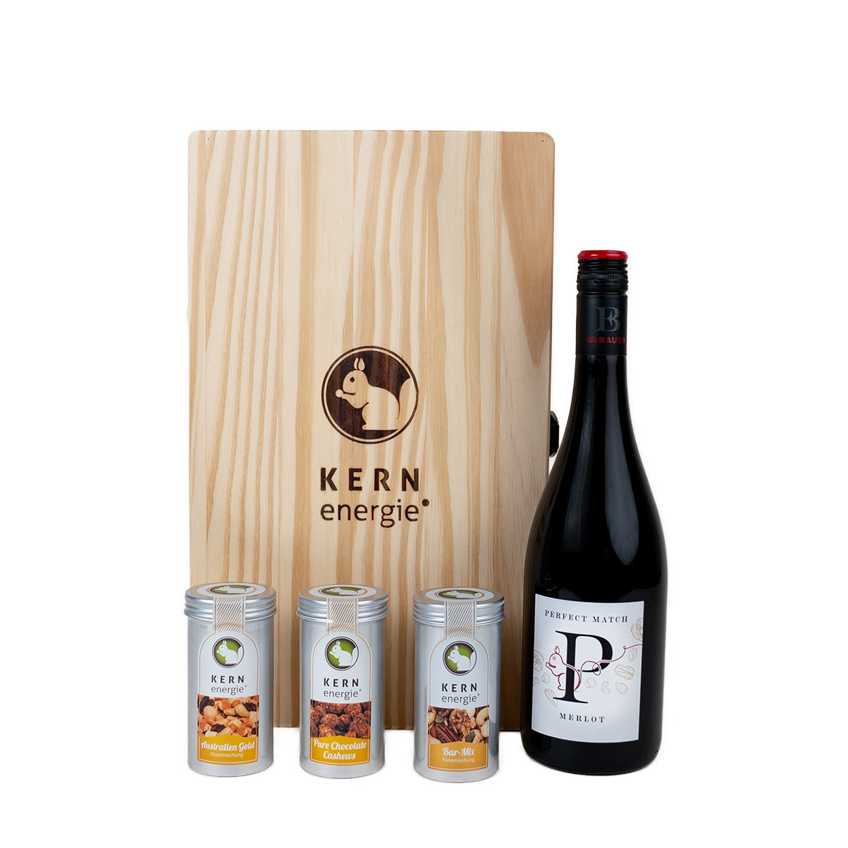 Holzbox mit Nussmischungen in Aludosen und Rotwein