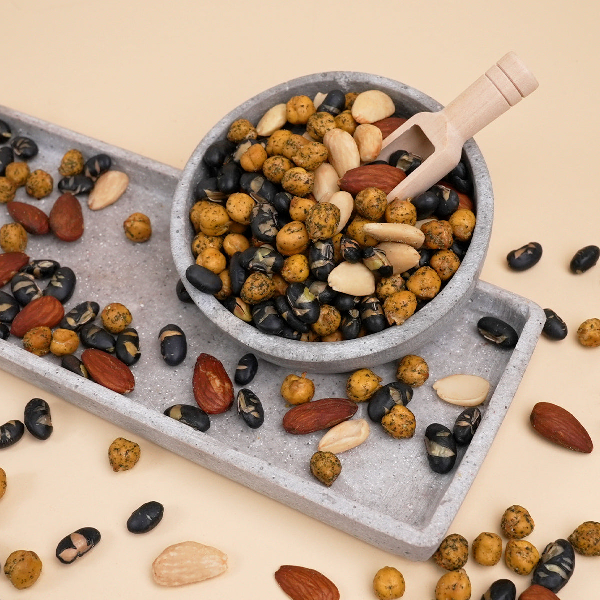 High Protein Provence-würzige Nussmischung,gerösteten Mandeln,Kichererbsen,schwarzen Sojabohnen,(über 25g Protein/100 g)