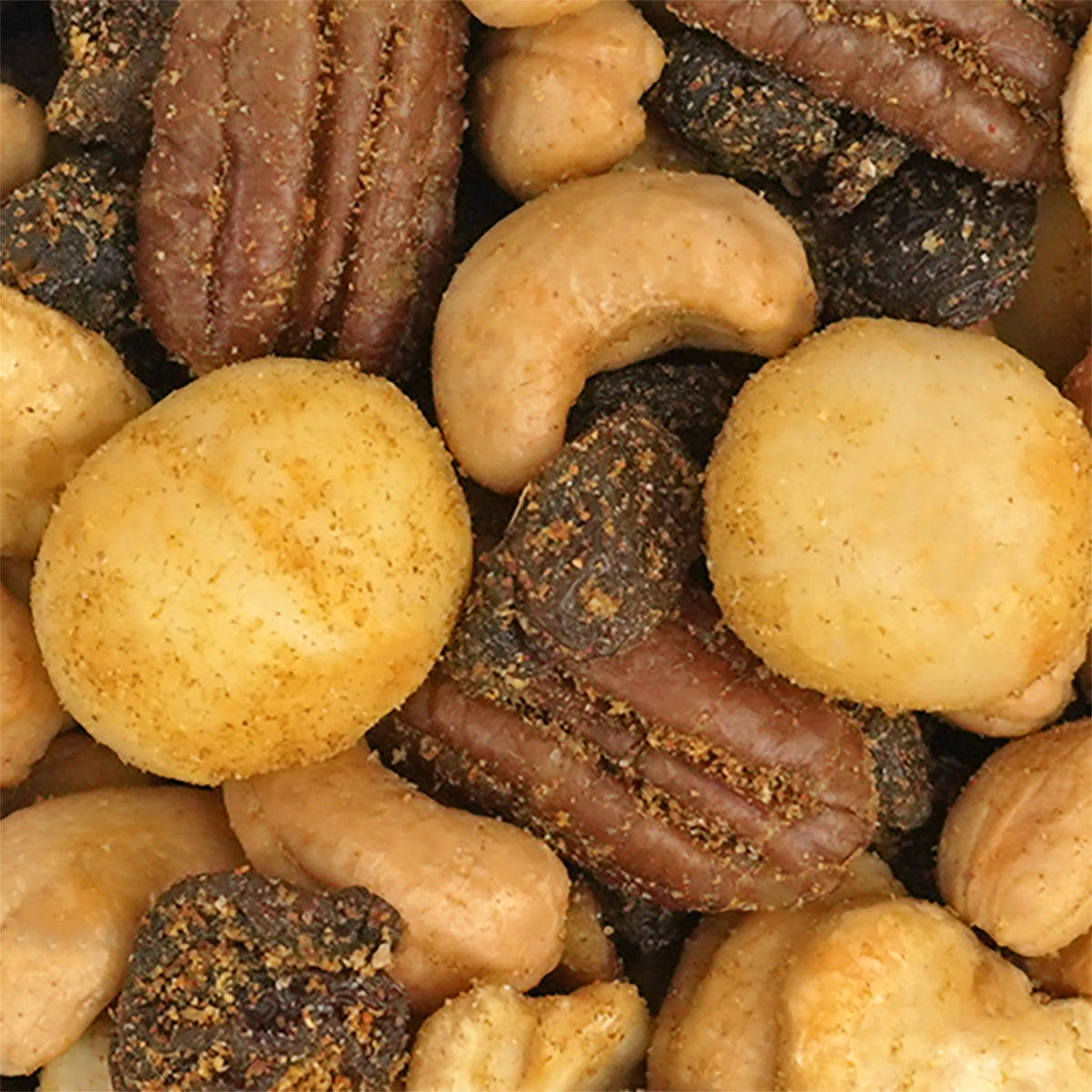Indian Dream-würzige Nuss-Frucht-Mischung mit vers. gerösteten Nüssen, Sultaninen,Ackerbohnen,Curry,gemahlener Mango