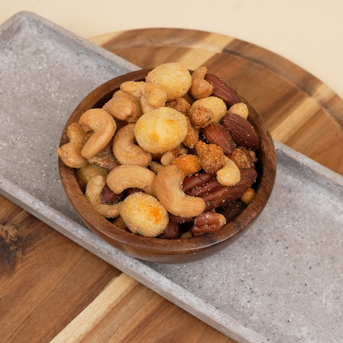 Safari Deluxe – würzige Nussmischung Mandeln, Macadamia, Pekannüssen, Cashews und Katjang Pedis