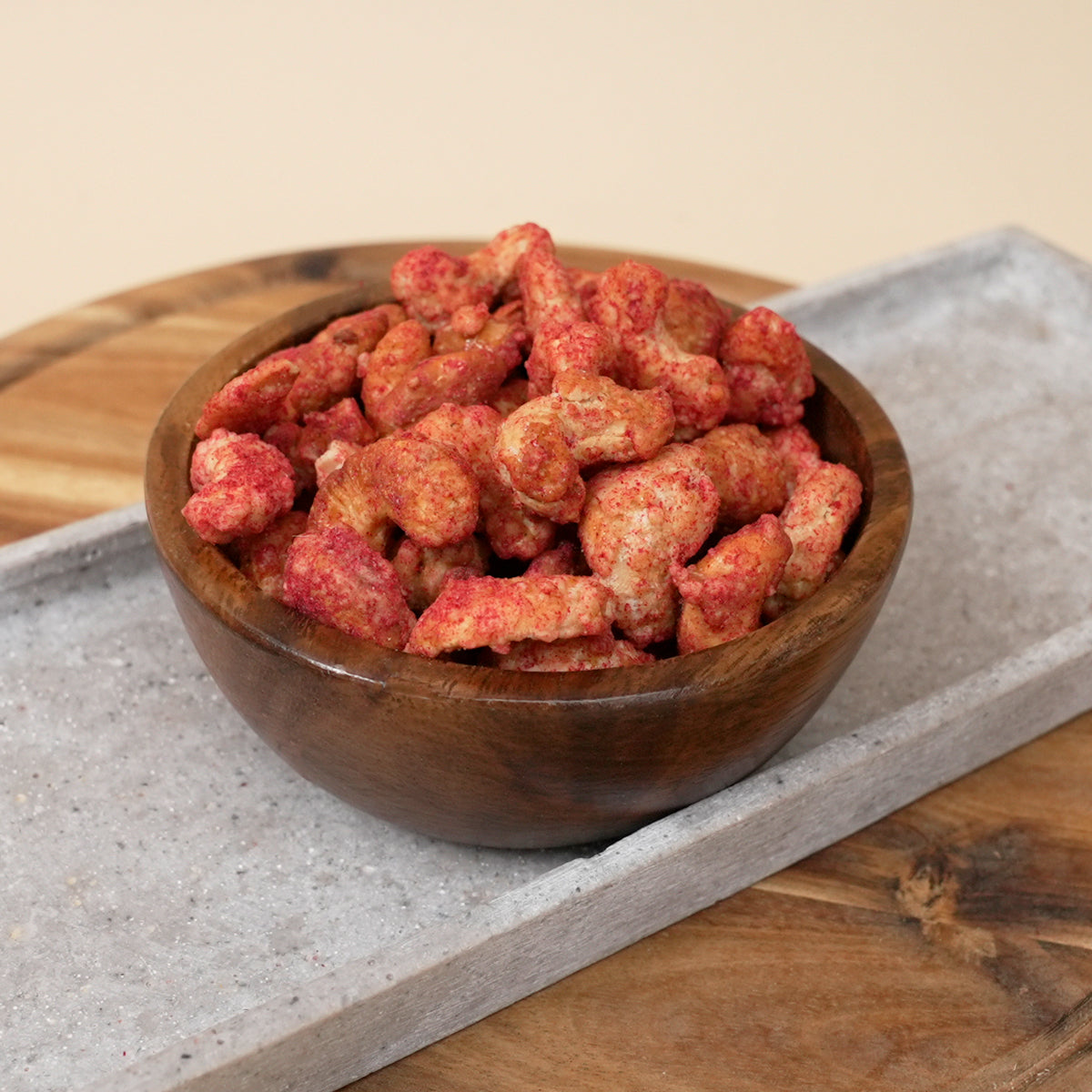 Sweet Berry Cashews – gebrannte Cashews mit Himbeerstaub